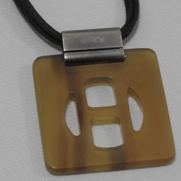 Hermes Buffalo Horn "H" Necklace - Picture 5 of 5